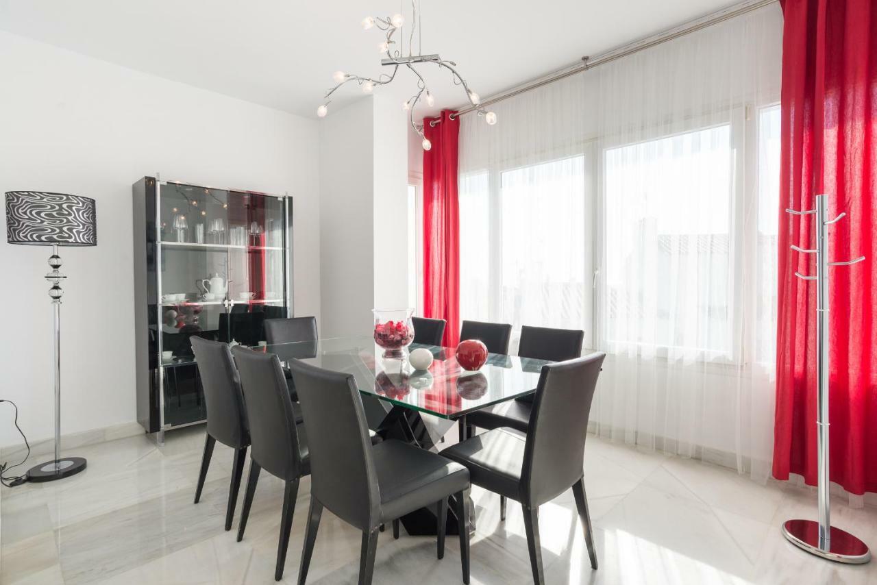 Luxury Duplex- 7 Minutes From The Beach Torremolinos Ngoại thất bức ảnh
