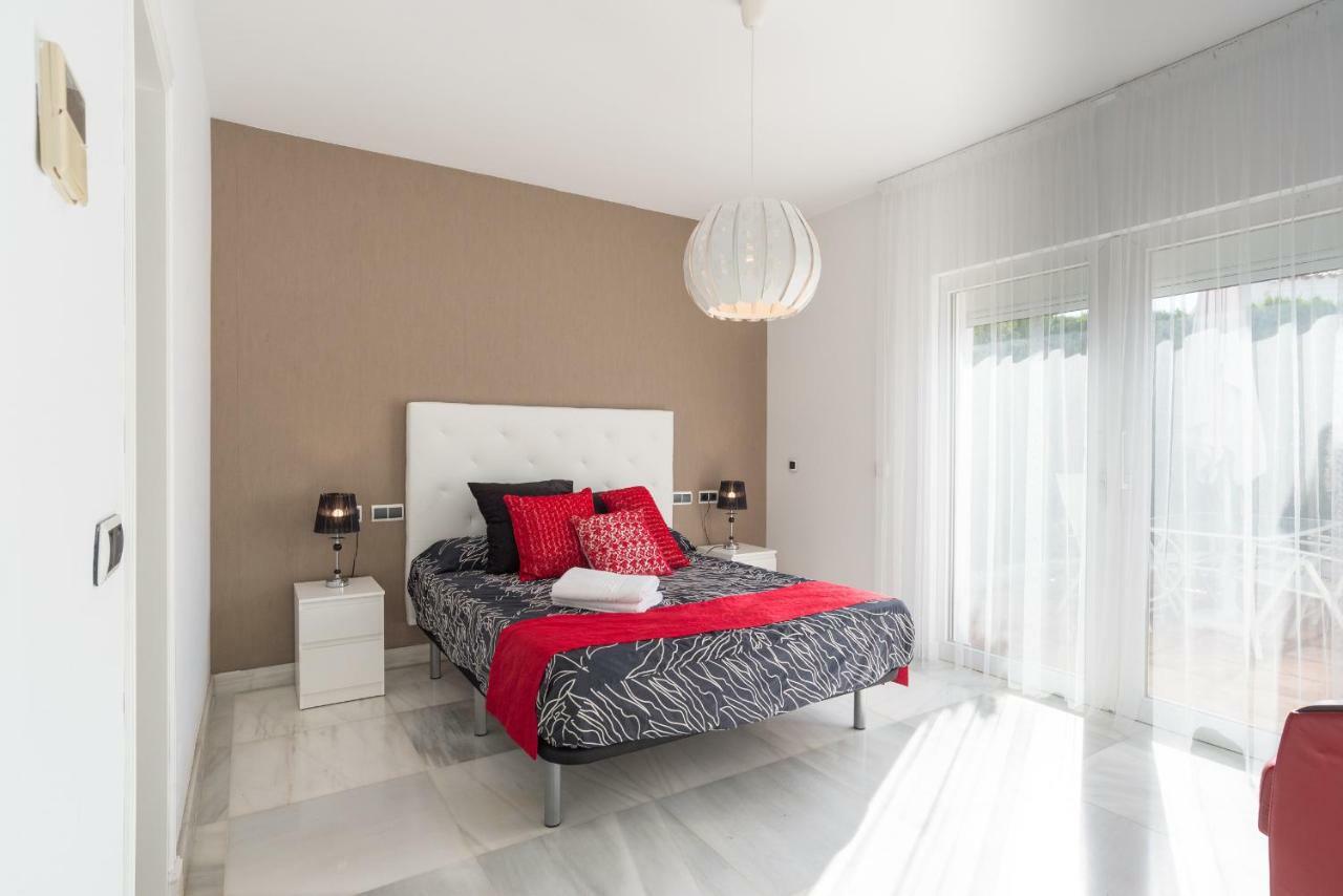 Luxury Duplex- 7 Minutes From The Beach Torremolinos Ngoại thất bức ảnh