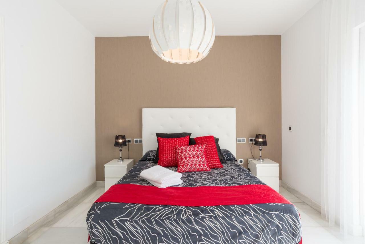 Luxury Duplex- 7 Minutes From The Beach Torremolinos Ngoại thất bức ảnh